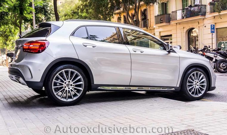 Mercedes-Benz-GLA-250-AMG---Plata---Auto-Exclusive-BCN---Concesionario-Ocasion-Mercedes-Bercelona_DSC5238